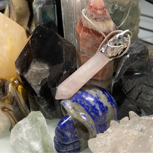 Rose Quartz Necklace - Picture 2 of 2